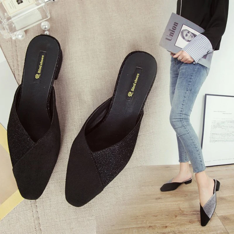 Тканевые тапочки шлепанцы с закрытым носком и блестками Слипоны на квадратном