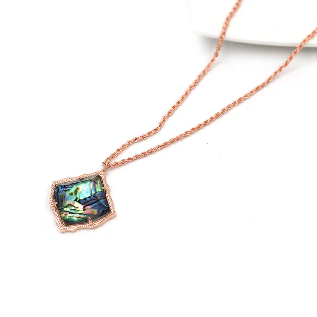 R Abalone Necklace Новое поступление года. Ожерелье с подвеской из акриловой инкрустации в виде лица Mirro. Ожерелье с подвеской в виде объемной смолы лучшего качества - Окраска металла: R Abalone Necklace
