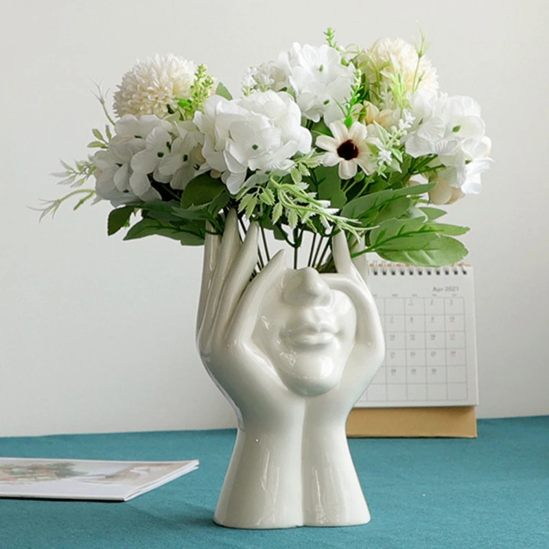 Керамическая ваза для цветов с человеческим лицом в скандинавском стиле боди-арт