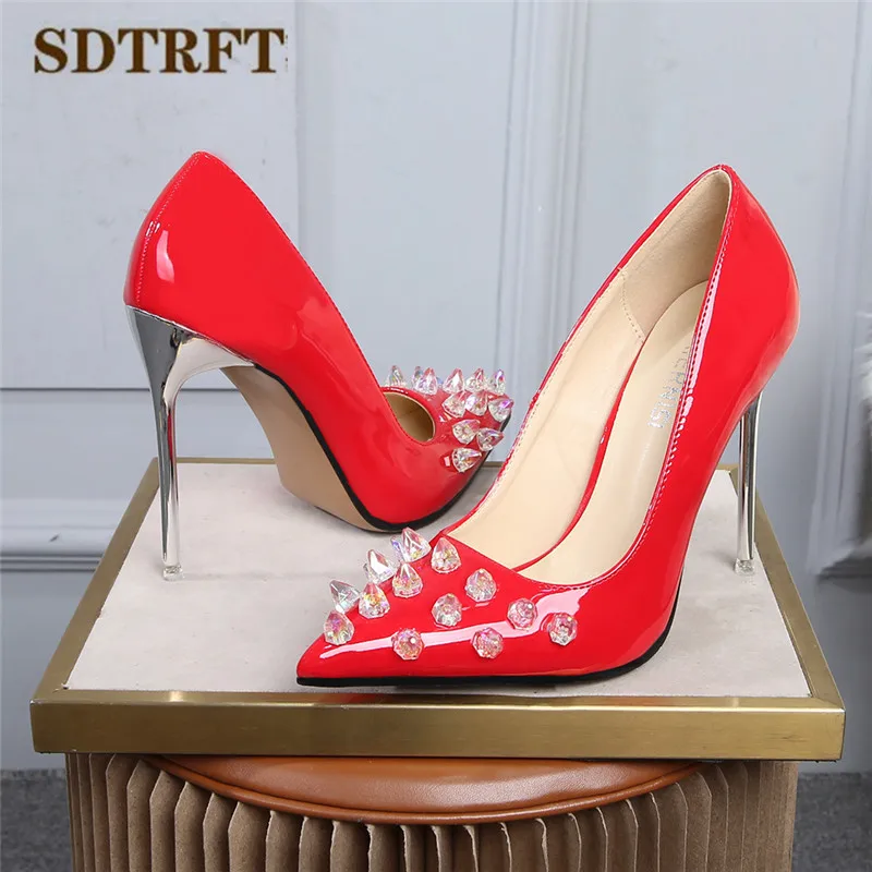 

SDTRFT Wedding Shoes Woman Spring Autumn Pointed Toe zapatos mujer 11cm Thin Heels Crossdresser Rivet Diamond Retro Punk Pumps