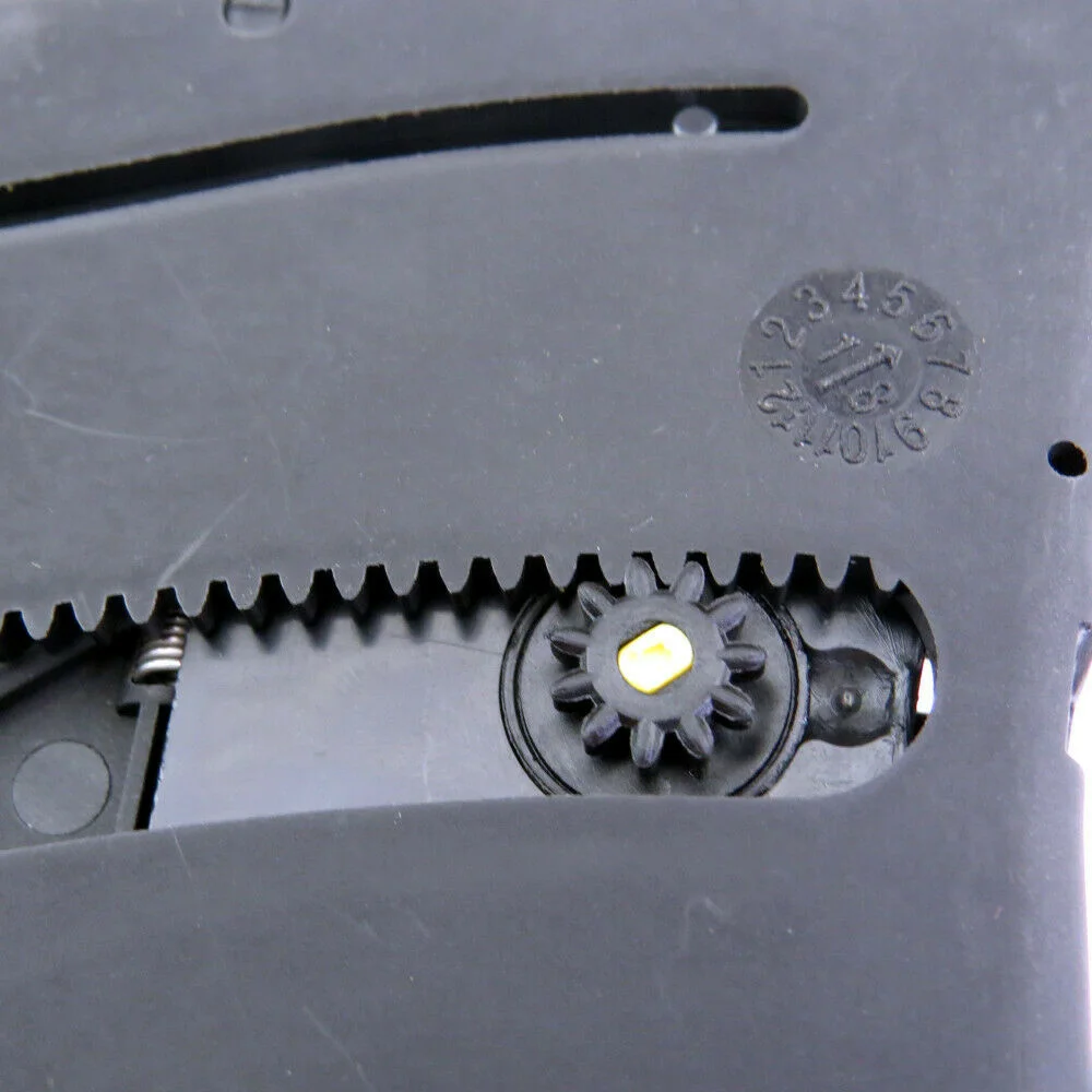 

For volkswagen Polo 9N 2001 2002 2003 2004 2005 2006 2007 2008 2009 2010 6q0 858 602e black instrument panel cup holder