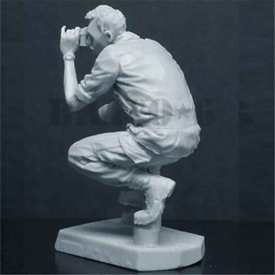 Фигурка из смолы для фотографа &quotWar Reporter&quot набор моделей в масштабе 1/35 Сборная