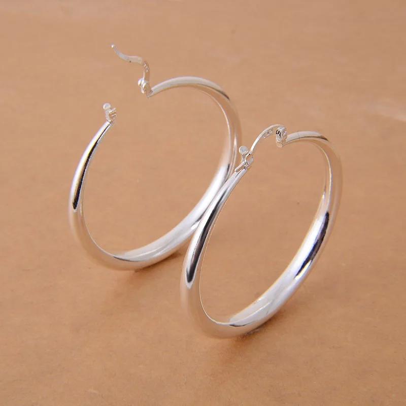 

2021 new classic circle fashion simple women's Earrings three colors party gifts