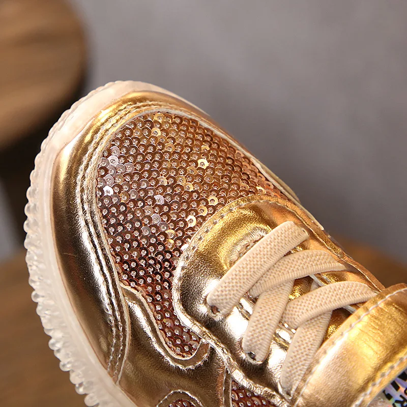 Детская спортивная обувь для девочек блестящие кроссовки мальчиков золотого и