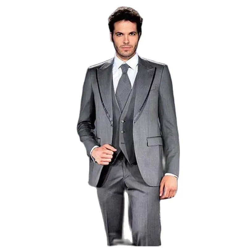 

New Grey Wedding Suits For Men Custom Made Peaked Lapel Groom Tuxedo Groomsman Mens Suit For Wedding (jacket+Vest+pants)