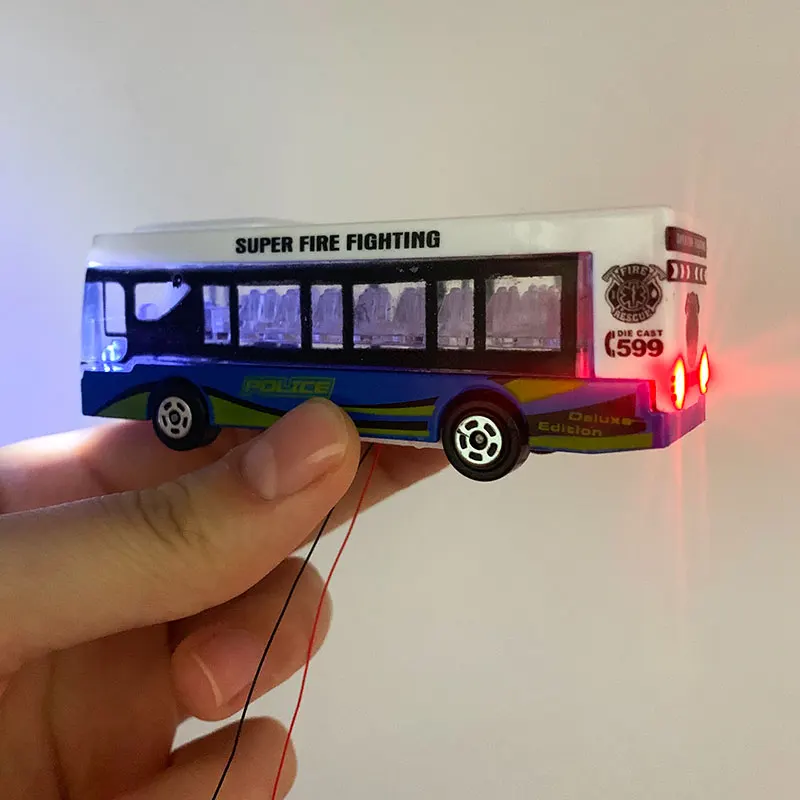 

HO Scale Model Bus 1/87 Miniature Airport Bus Fire Rescue Bus Lighted Cars 12V Model Railway Railroad Diorama