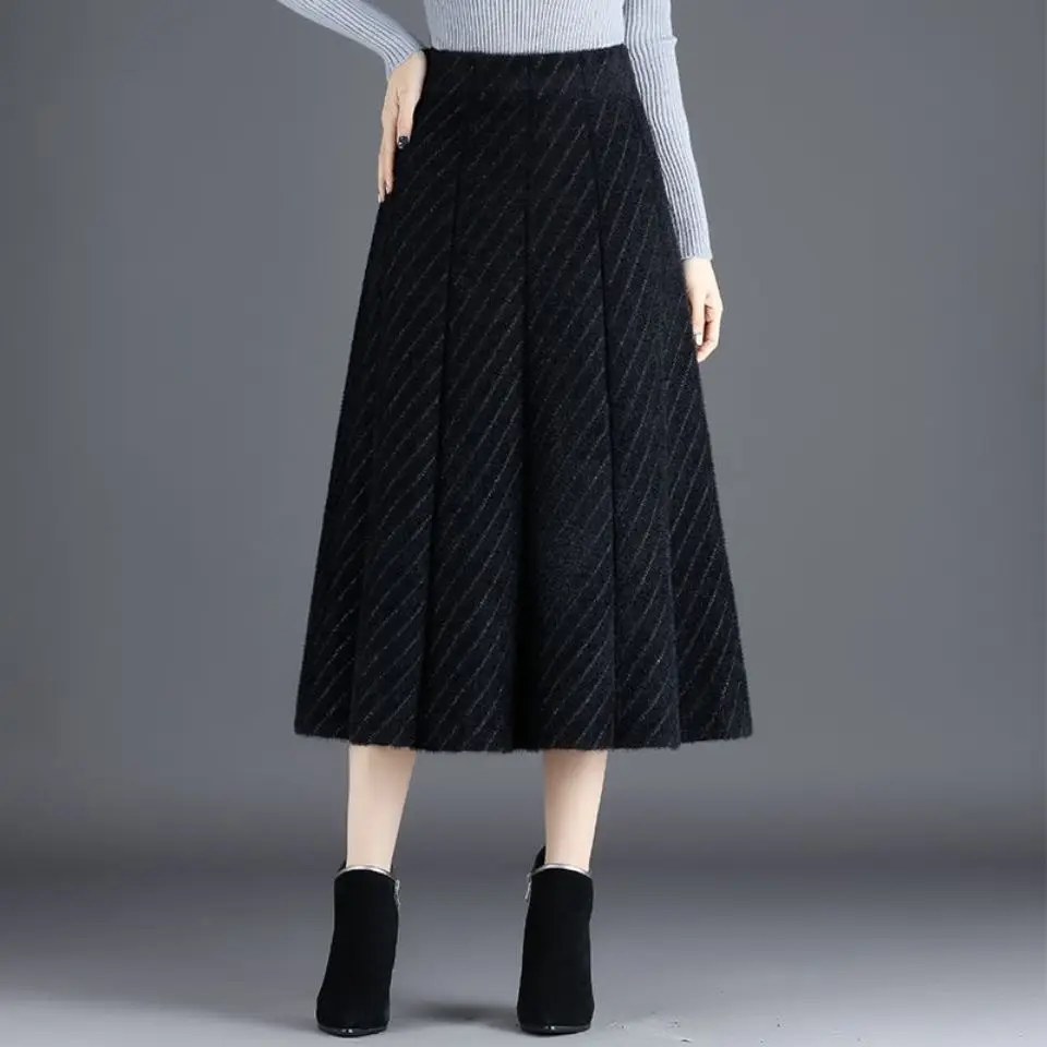 

Women 2022 Autumn Winter Fashion Knitted Midi Skirt Female Elegant Casual Mid-Length High Waist A Line Skirt Faldas Mujer C62