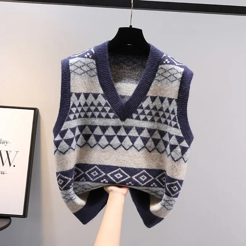 

Women Grey Vest 2021 Autumn New Knitting Loose Outer Wear Mid-length V-neck Sweater Vest Jacket Female White T-shirt