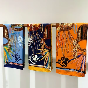 Дизайнерский брендовый роскошный женский Зимний Маска для ручной завивки с узором руны женский большой квадратный шарф солнцезащитное полотенце шаль шарф для шеи