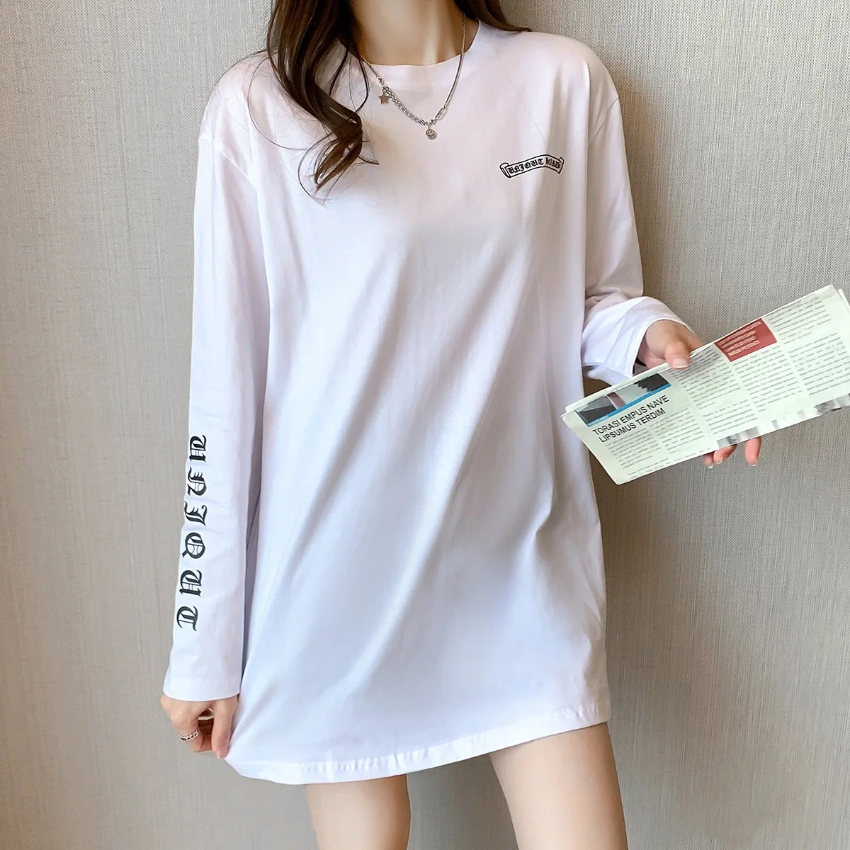 

Fashion Loose Plus Size T-shirt Casual Round Neck Pullover Letter Printing Long-sleeved Oversized T-shirt Crop Top Donsignet