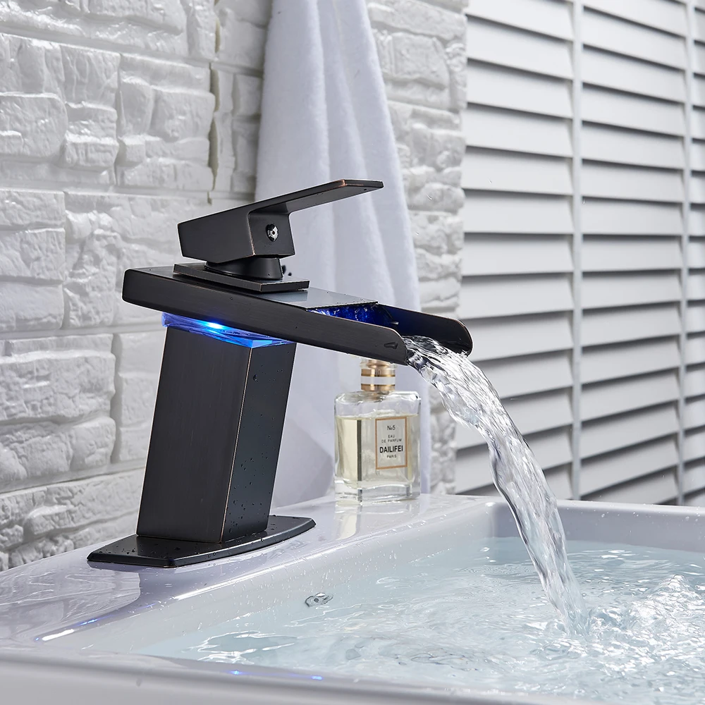 Хромированный Светодиодный смеситель для раковины в ванной комнате кран горячей