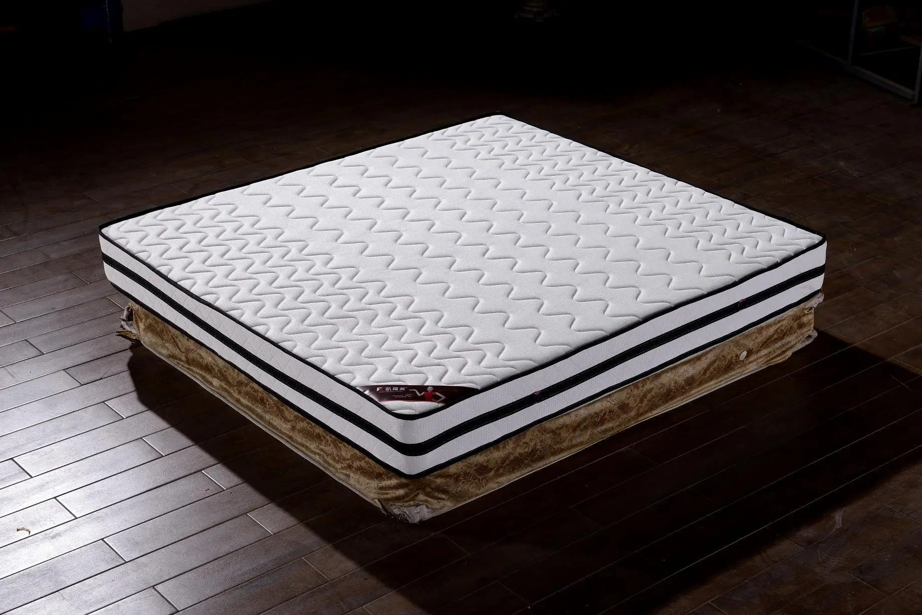 Роскошная кровать кожаная простая постмодерн мягкая европейская спальня