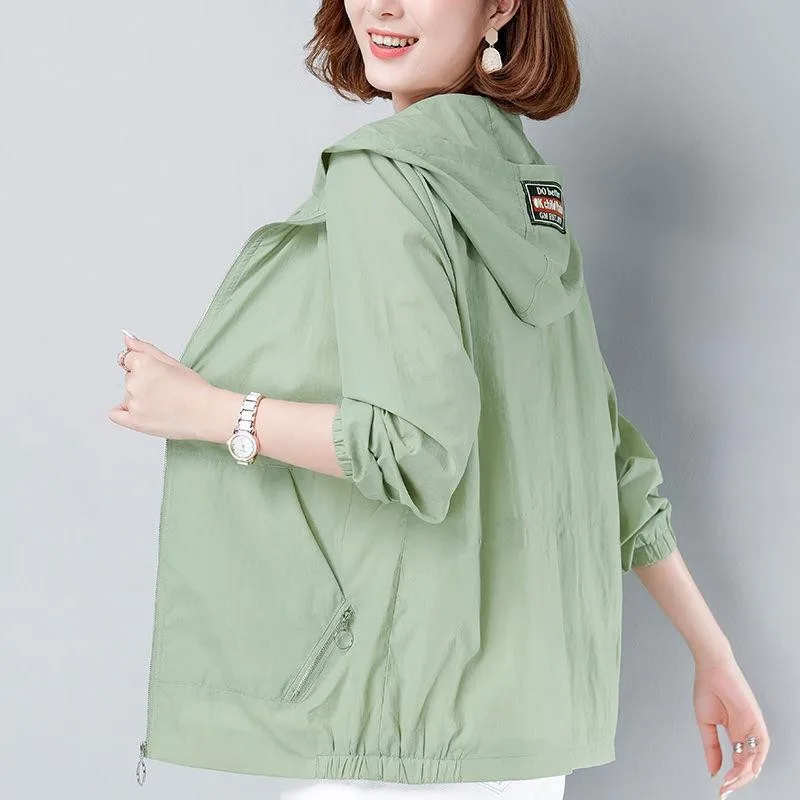 Куртка женская тонкая с капюшоном и длинным рукавом ветровка Солнцезащитная