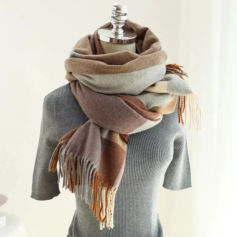 New style China quality silk lady winter warm Fashion Cashmere Thickened Popular lattice Scarves Women beach shawl hijab