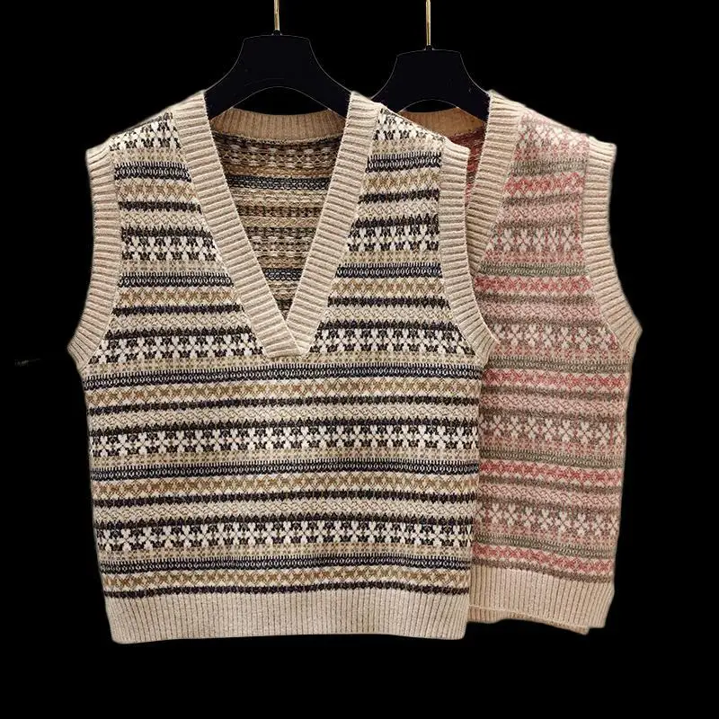 

Ladies vest spring and autumn vest knitting V-neck retro sweater sleeveless waistcoat waistcoat loose casual cotton