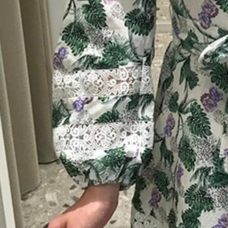 

2021 Spring /Summer New Puff Sleeve Plant Print Waist Sweet Long Sleeve Round Neck Lace Mini Dress