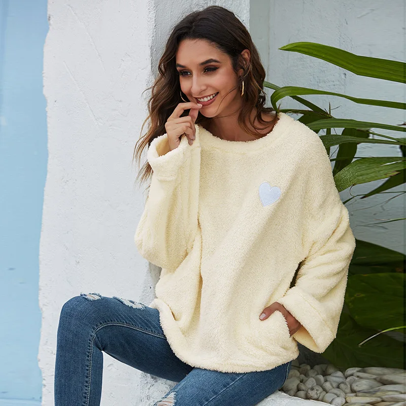 

Spring And Autumn New Women's Long Sleeve Round Neck Love Embroidery Casual Loose Plush Sweater