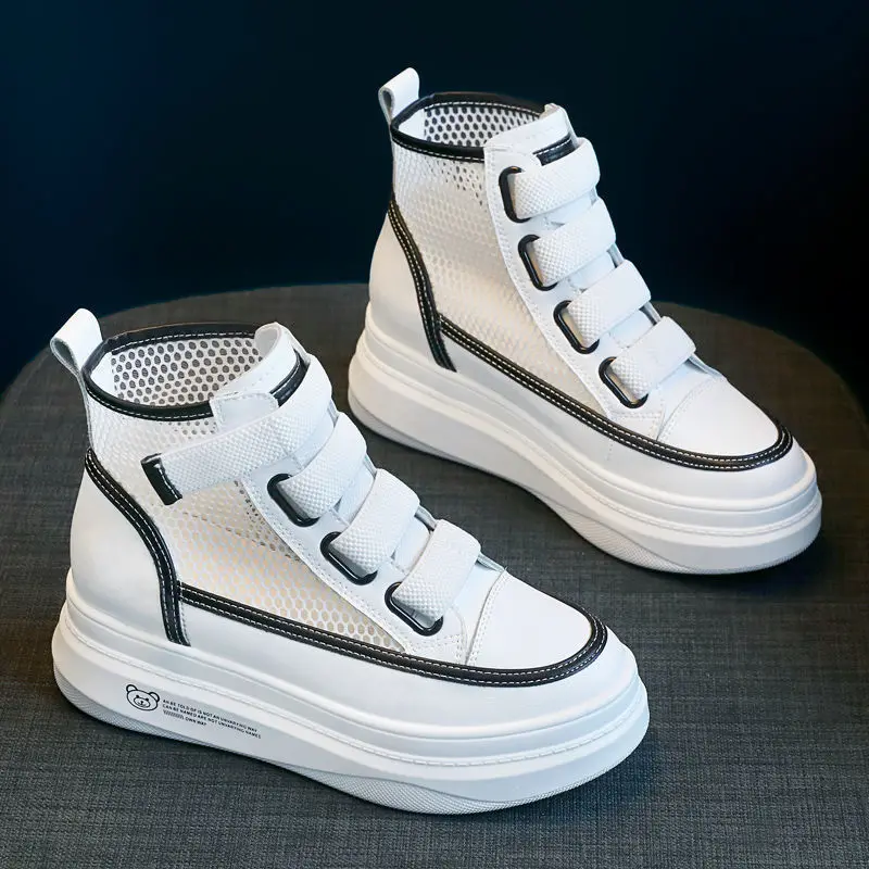 

Increased white shoes women's 2021 new explosions thick-soled Martin boots women's wild sports and leisure shoes tide