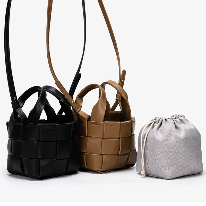 

2021 Women Handbags Totes New Leather Lady Messenger Bag Art Niche Woven Shoulder Bag Vegetable Basket Tanned Leather Bucket Bag