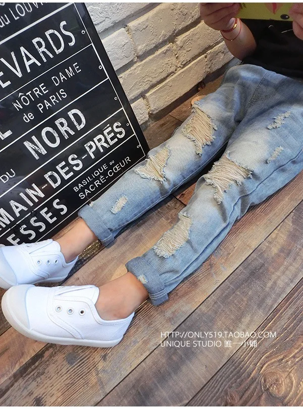 2019 новые модные рваные детские джинсы для девочек и мальчиков весенне-летние