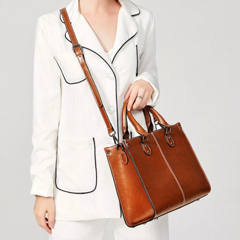 

Ladies Oil Wax Stitching Leather Handbag Shoulder Messenger Bag Large Capacity Wild Messenger Bag 4 Color