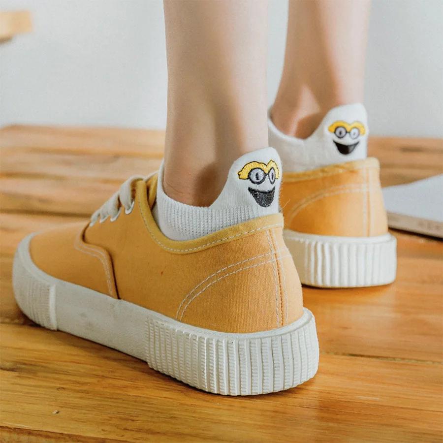 Милые короткие носки с вышивкой для женщин/девочек однотонные черные белые