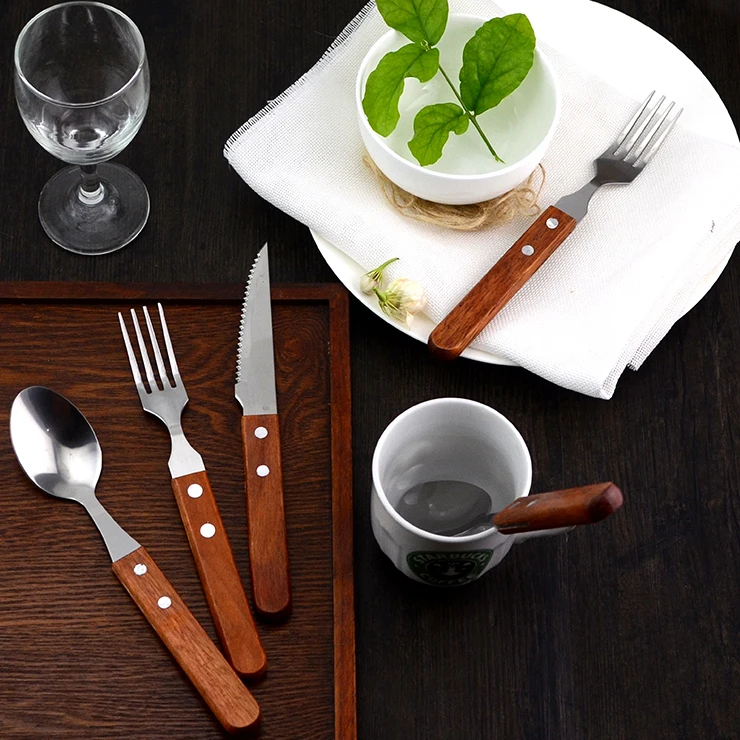 Шикарный набор посуды из нержавеющей стали столовых приборов с деревянной