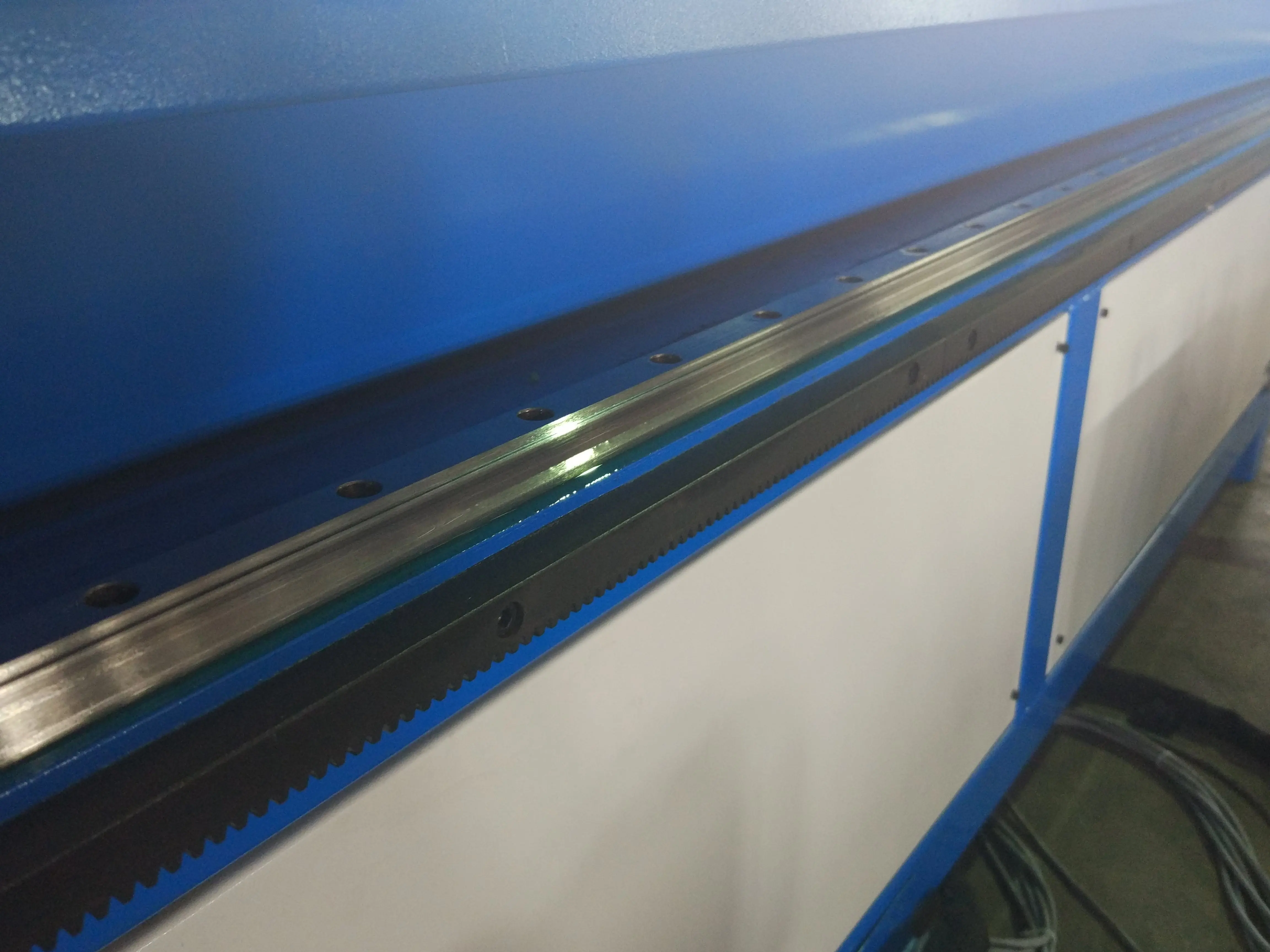F2100 CNC стандартная машина для плазменной резки листового металла заводского
