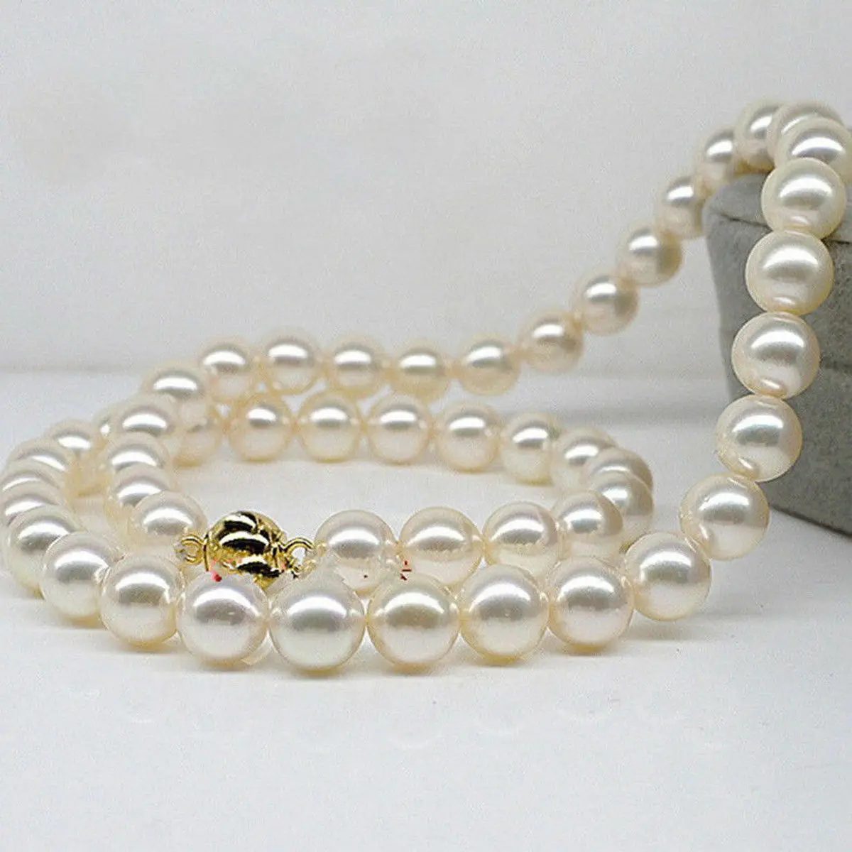 

Perfect 10-11mm White Natural South Sea Round Pearl Necklace 18''