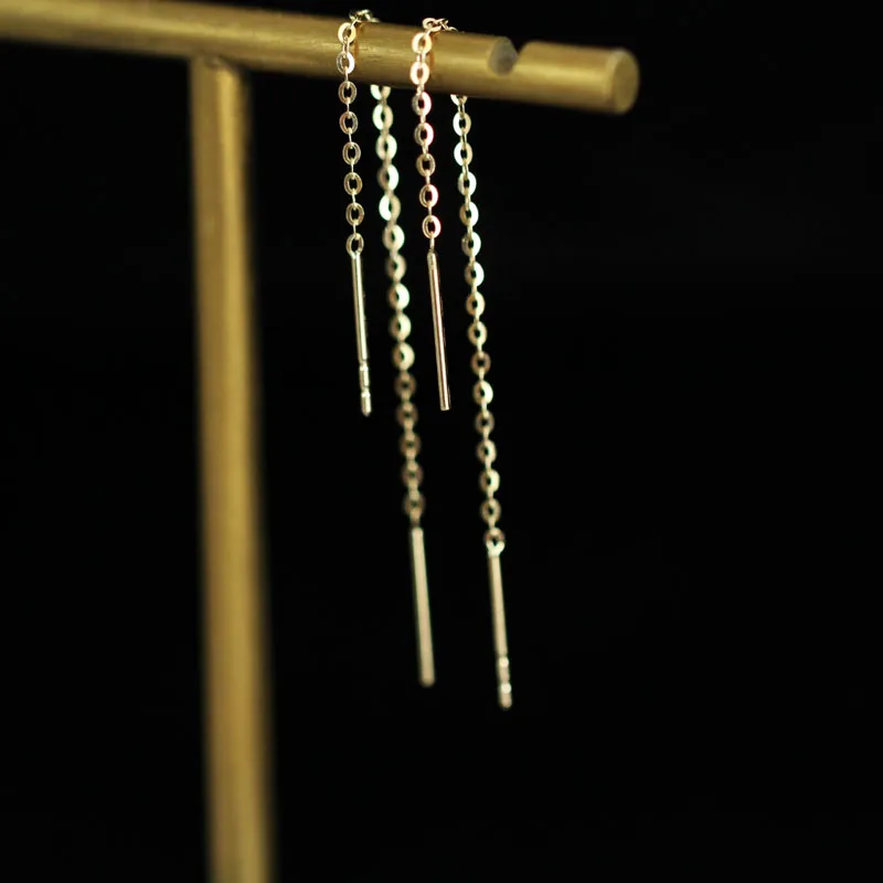 Серьги гвоздики с цепочкой однотонные золотистые миниатюрные Изящные женские