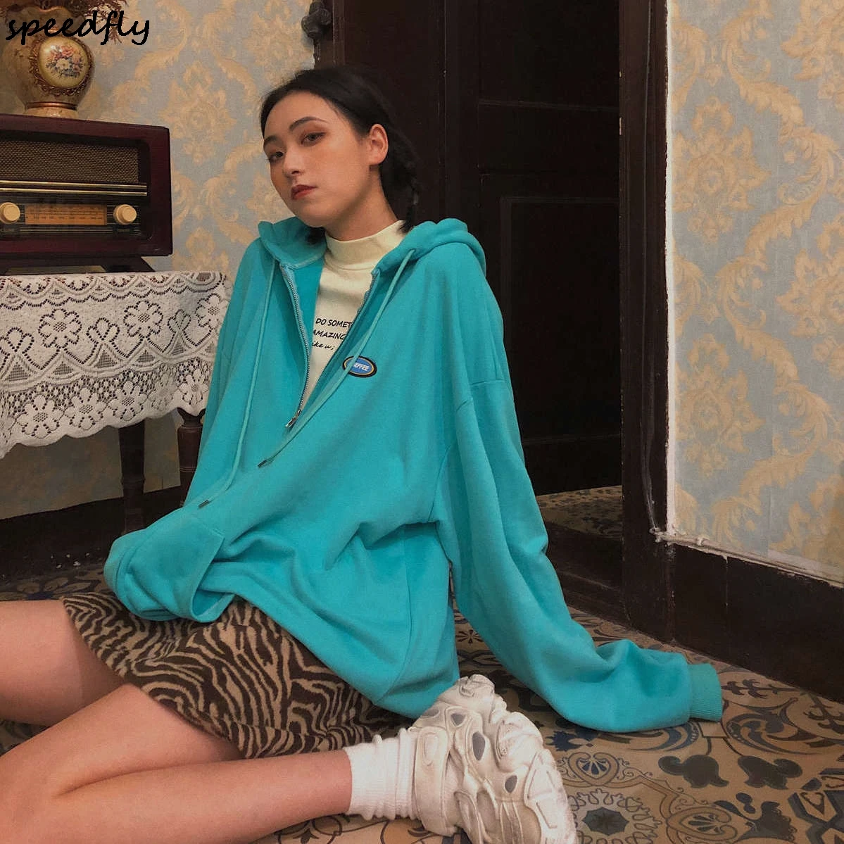 

Autumn and winter loose college wind jacket women's hundred thin plush plus thick baseball jacket 157136435514