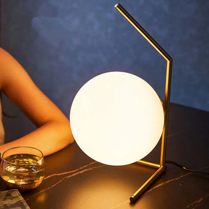 Скандинавское золото настольная лампа для гостиной студии обеденный стол