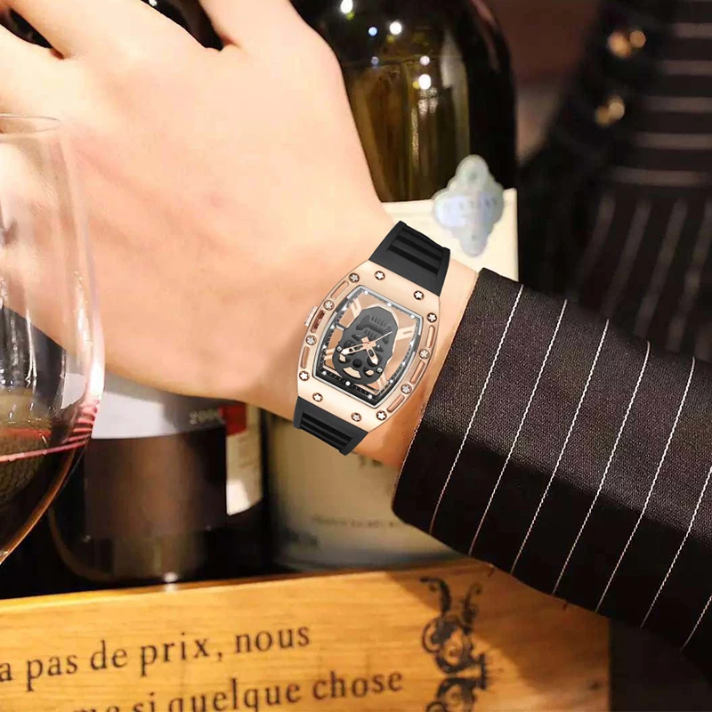 

Rubber Watch Men Skull Tonneau Skeleton Dial Face Waterproof Watch Male Quartz Clock erkek kol saati