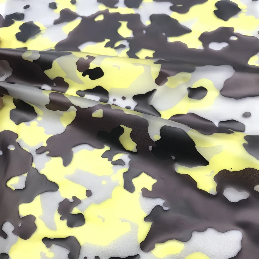 

Цветная камуфляжная дизайнерская ткань, мягкая водонепроницаемая ткань из ТПУ, дождевик, сумка, скатерть, одежда для косплея, кукольная тка...
