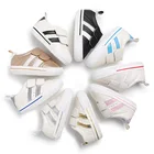 Классические спортивные кроссовки для новорожденных мальчиков и девочек, 10 цветов, Мокасины с противоскользящей подошвой для начинающих ходить