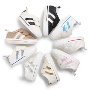 Классические спортивные кроссовки для новорожденных мальчиков и девочек, 10 цветов, Мокасины с противоскользящей подошвой для начинающих ходить