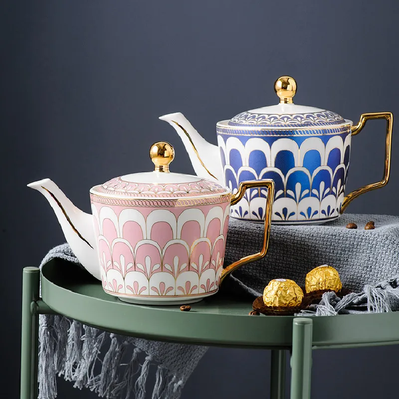

Luxury Bone China Coffee Teapot Europe Puer Tea Ceramic High Capacity Kung Fu Flower Tea Pot Kettle Modern Home Office Drinkware