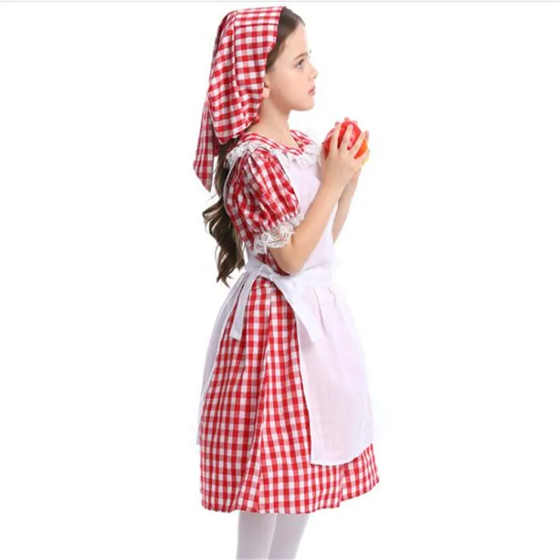 Девочка Германия Бавария фестиваль пива Октоберфест рабочая одежда