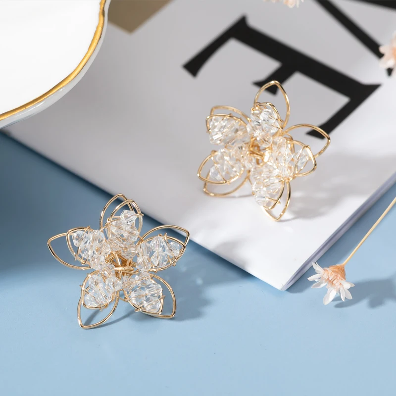 

YAONUAN Cute/Romantic Gold Plated Earrings For Girls Inlaid Acrylic Five-leaf Clover Ear Studs Fashion Jewelry Accessories Party