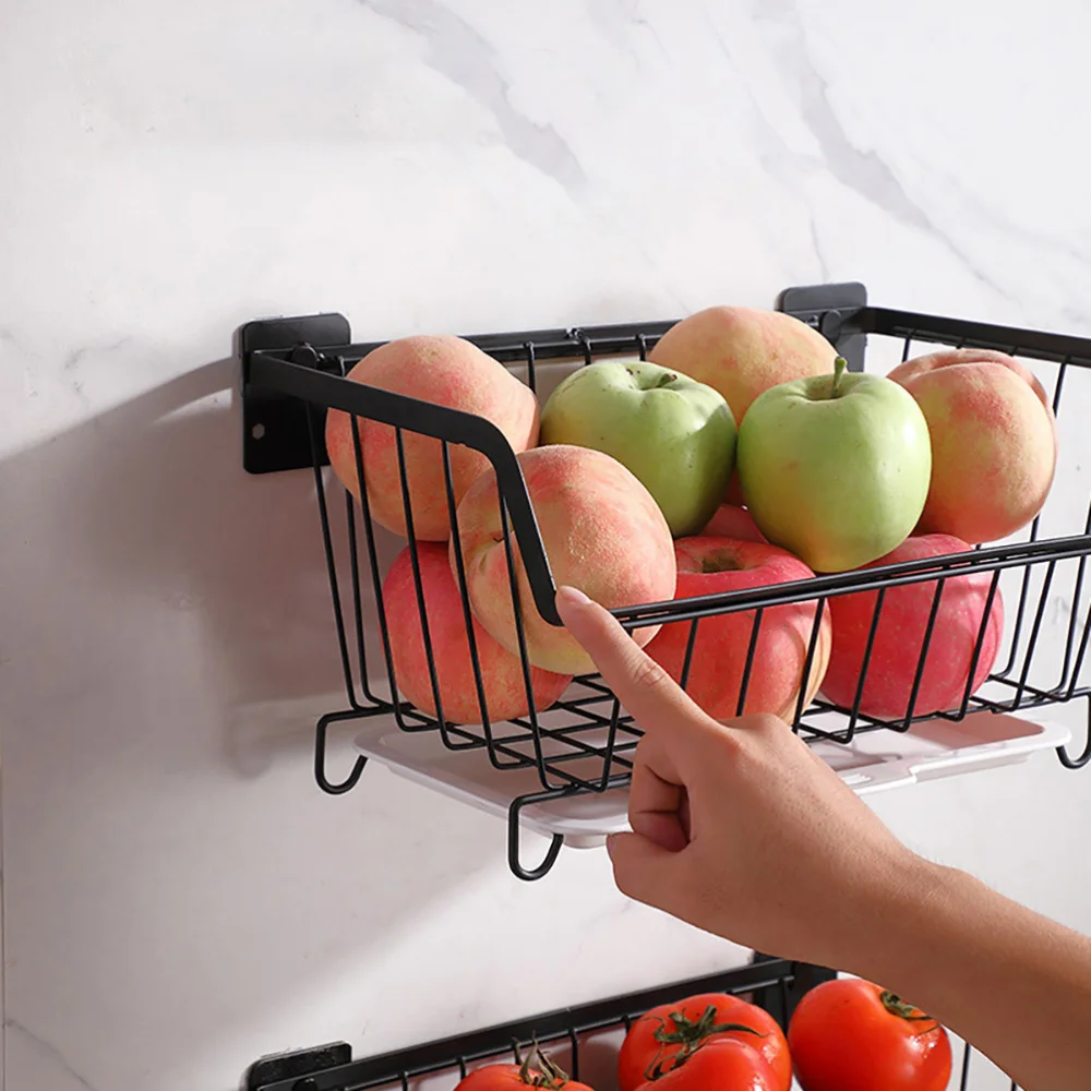 

1Pc Wall Mount Punch-free Iron Basket Practical Fruit Vegetable Basket (Black)