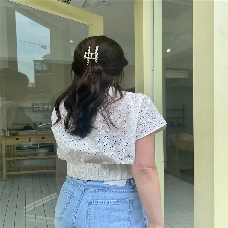 

Однотонная рубашка в Корейском стиле с V-образным вырезом и короткими рукавами