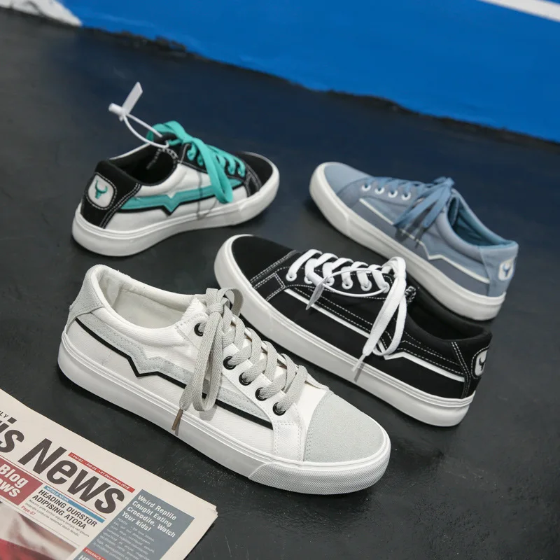 

New fashion Breathable Casual Canvas Shoes Men's Trendy Shoes Korean Casual White Shoes men Low-cut Student Board Shoes tide