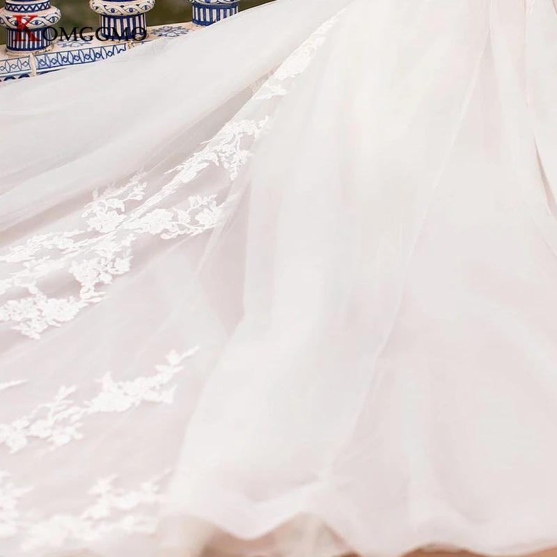 

Luxury Cathedral Train Embroidery Appliques Tulle Bridal Ball Gown Elegant Full Sleeve O-Neck Lace Up Back Wedding Dress 2021