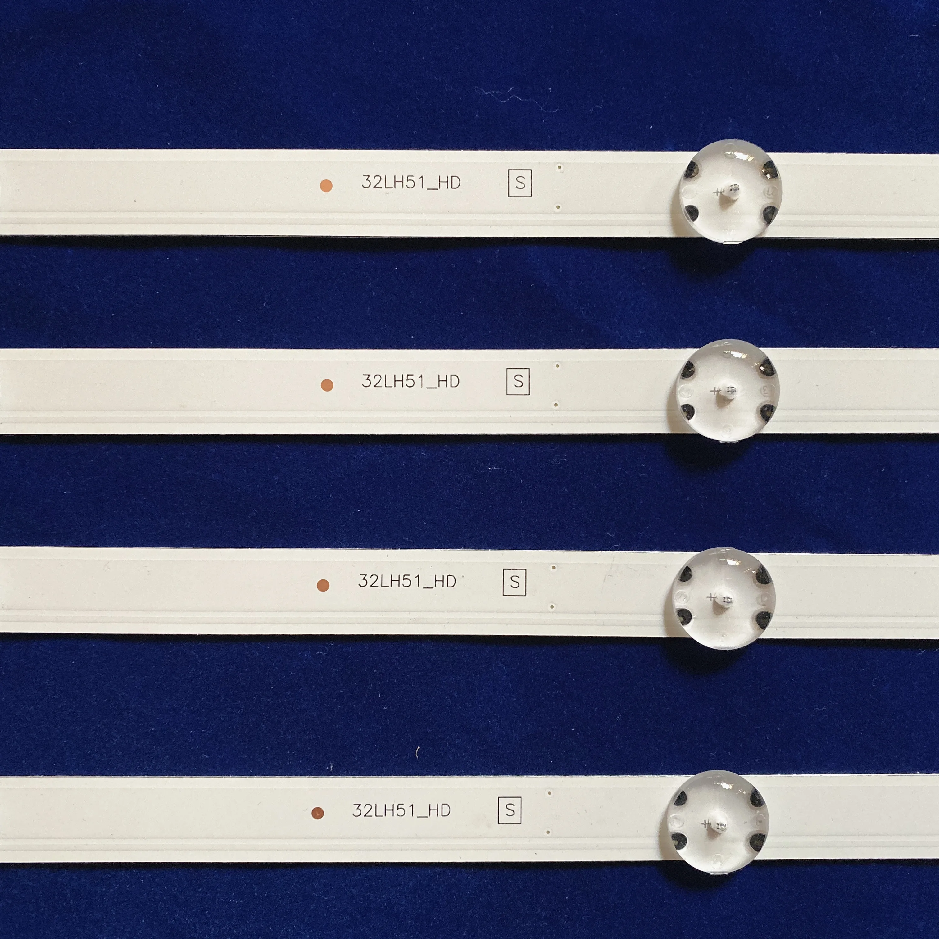 Светодиодная лента для подсветки телевизора LG 32 дюйма Innotek direct 15.5Y Rev0.0 _ 160323 32LH590U CSP