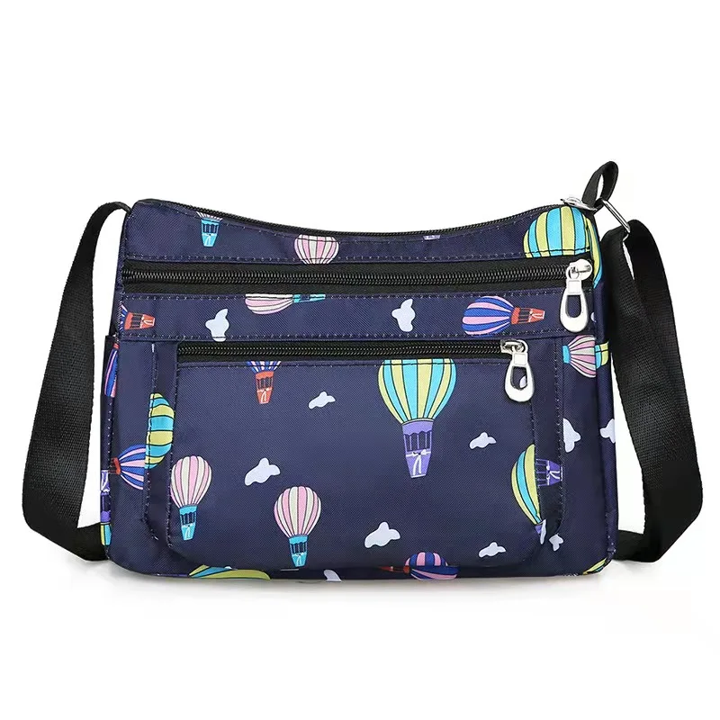 

2021 European and American ladies fashion nylon diagonal casual shoulder bag 2357
