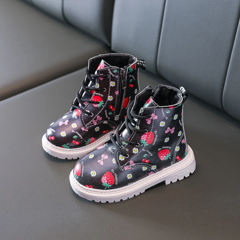 

Girls warm cute boots baby British style leather boots autumn winter new princess Martin boots cute strawberry short boots