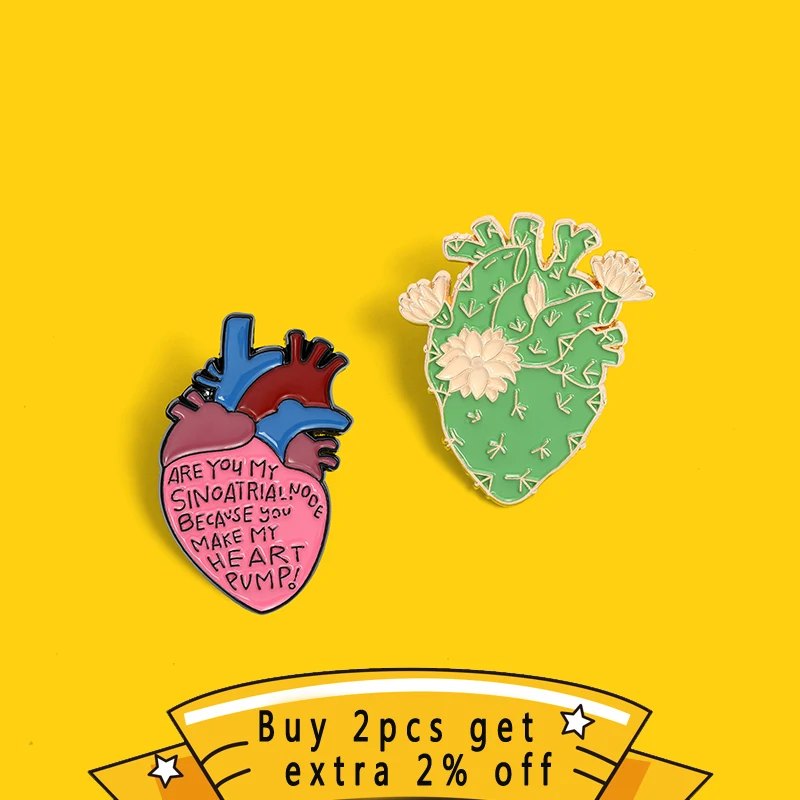 Значок на лацкан с эмалью анатомическая брошь в форме сердца цветами буквами