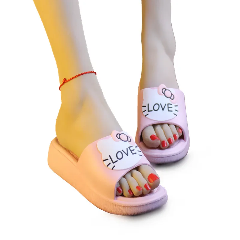 Тапки женские на толстой подошве симпатичная пластиковая обувь для ванной и дома