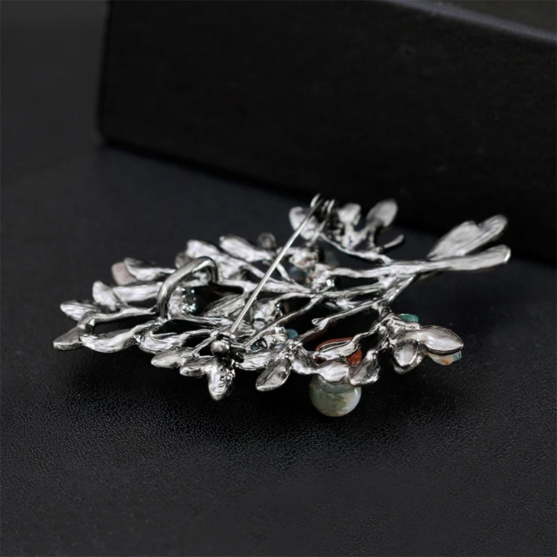 

Christmas Brooches Women Weddings Brooch Gifts for Clothing Jewelry Accessories