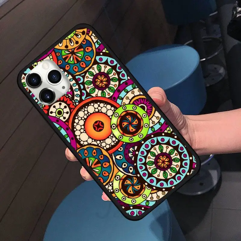 

MANDALA Retro flower pattern Phone Case For iphone 7 8 12 11 XR XS pro Max Mini plus Soft silicone cover shell funda